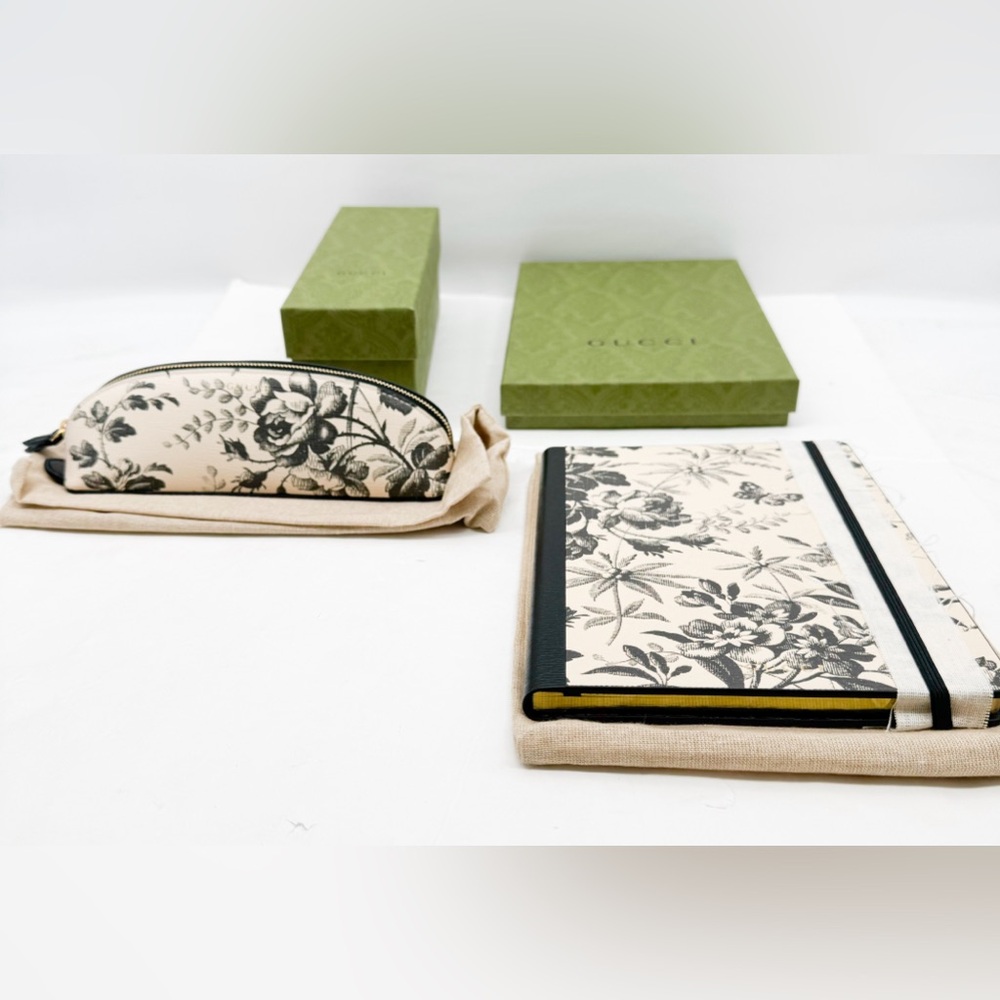 GUCCI Notebook and Pencil Case Stationery Set Butterfly Herbarium New in Box 🔥